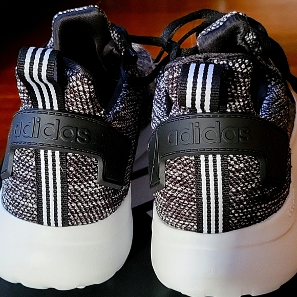 NWB Adidas Lite Racer BYD Cloudfoam - Size 11 - Picture 4 of 9